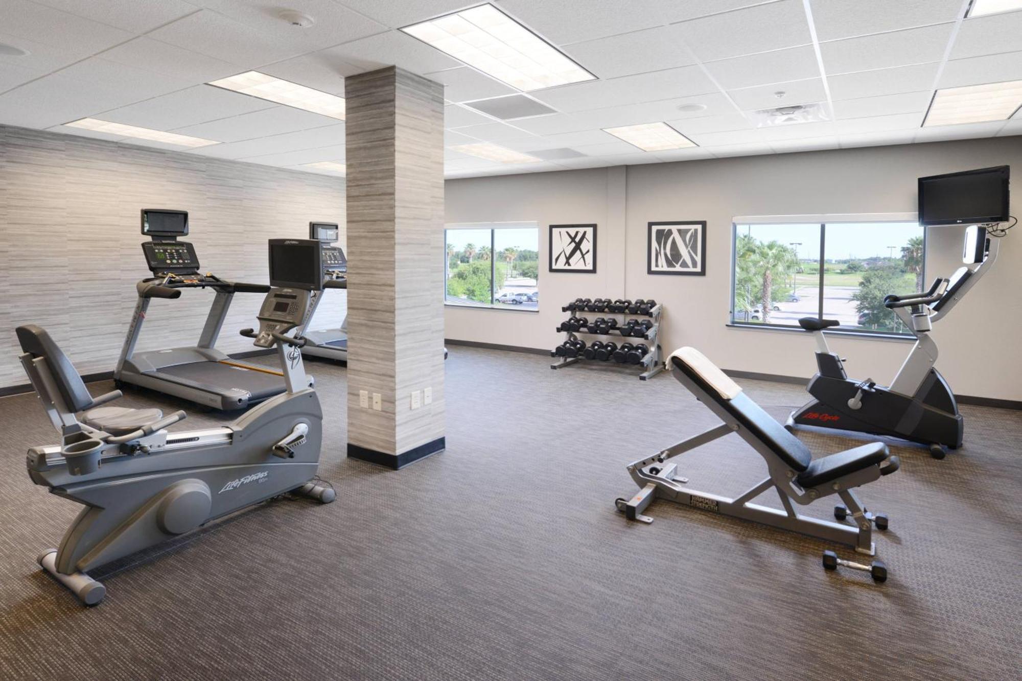Courtyard Marriott Houston Pearland Hotel Buitenkant foto