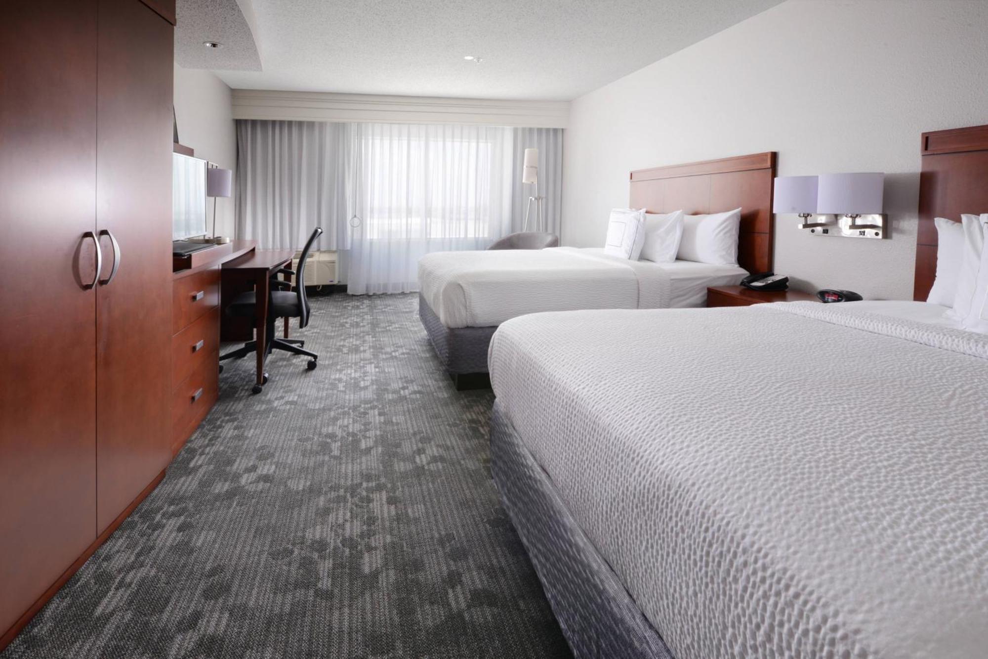 Courtyard Marriott Houston Pearland Hotel Buitenkant foto