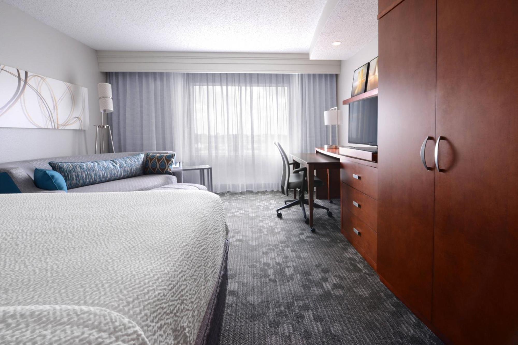 Courtyard Marriott Houston Pearland Hotel Buitenkant foto