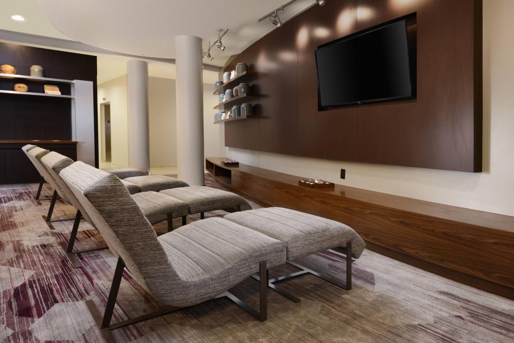 Courtyard Marriott Houston Pearland Hotel Buitenkant foto