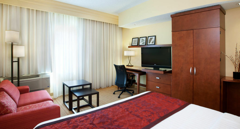 Courtyard Marriott Houston Pearland Hotel Buitenkant foto